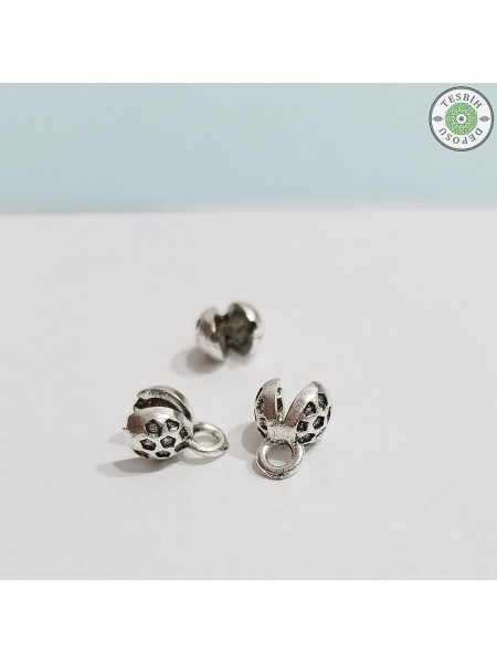 7 mm Nokta Desenli Düğüm Gizleyici Kapama Gümüş Renk - 1 Adet 7 mm Nokta Desenli Düğüm Gizleyici Kapama Gümüş Renk - 1 Adet